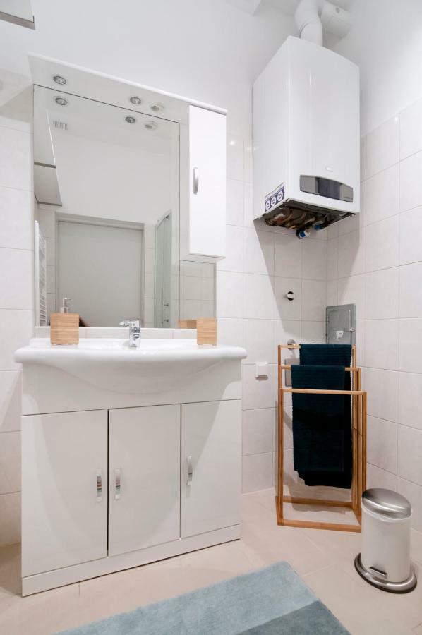 Stylish Self-Check-In Apartment With 2 Bedrooms Wien Eksteriør billede